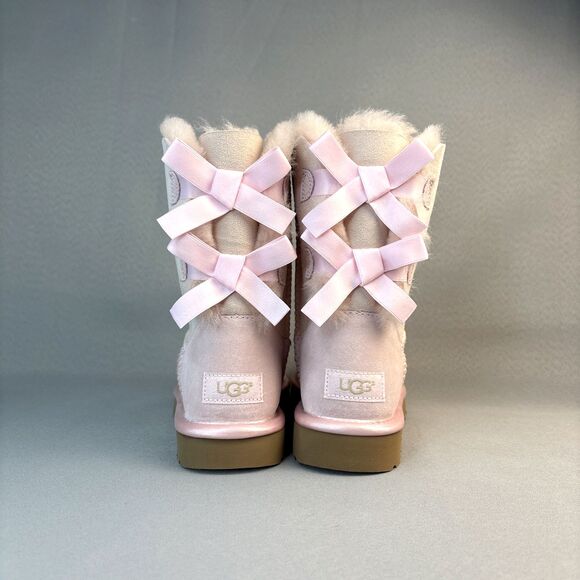 New Women's 7 UGG Boots Bailey Bow Seashell Pink Metallic Extremely Rare Retired - Picture 9 of 16